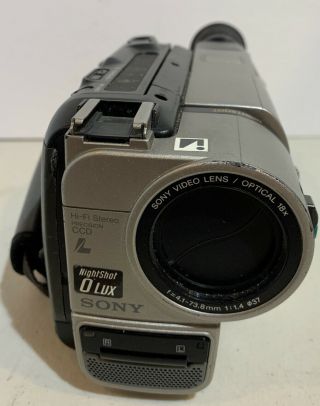 Sony CCD - TRV65 Hi8 Handheld Camcorder Vintage 2 Tapes 3