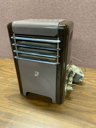 Vintage Montgomery Wards 14,  000 Btu Gas Space Heater Stove With Regulator