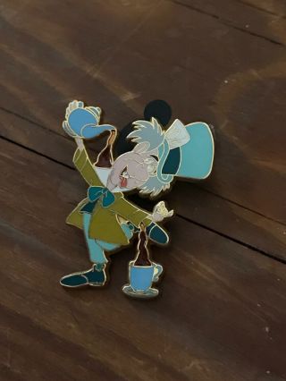 Walt Disney World Official Pin Trading Mad Hatter Limited Addition Of 3000