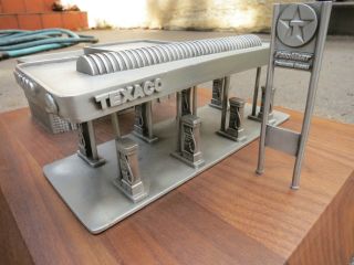 Large Vintage Texaco Pewter Gas Station Promo Dealer Service Award / Model