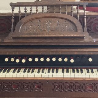 Chicago Pump Organ