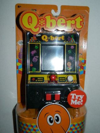 Q - Bert Mini Arcade Game Classic Table Top Handheld Retro Machine Video Games