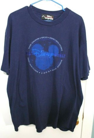 Vintage 1995 Disney World Magic Kingdom Embroidered T - Shirt Xl