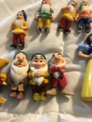 Vintage Snow White and The Seven Dwarfs Rubber Plastic Figurines Set Walt Disney 3