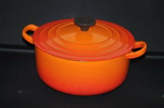 Vintage Le Creuset Round C 2.  5 Qt Orange Flame Cast Iron Dutch Oven Pan France