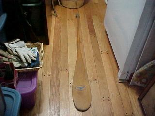 Vintage Wood Grumman Oar Canoe Paddle 59.  5 "