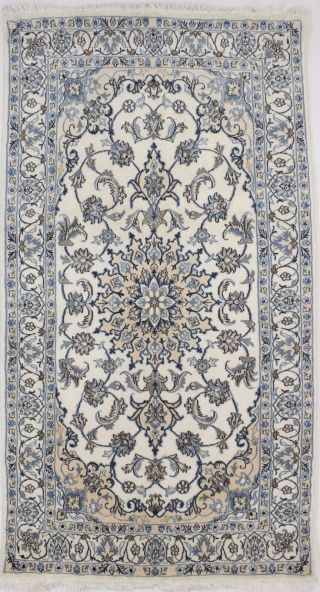 Classic Plush Hand Knotted 4x7 Vintage Nain Area Rug Oriental Home Decor Carpet