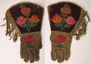 C1900 Pair Native American Nez Perce Indian Bead Decorated Hide Gauntlets Gloves