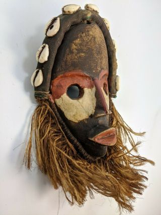 Vintage Dan Guere Dean Gle Liberia African Tribal Wood Cowry Shell Small Mask 2