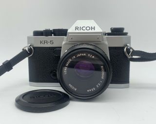Vintage Ricoh Kr - 5 35mm Film Camera Riconar 2.  2 55mm Lens W/ Strap & Lens Cap