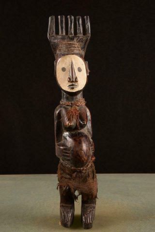 8737 An Old Idoma Statue Nigeria