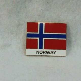 Disney World Wdw Le Pin Epcot 15th Anniversary Cast Exclusive Norway Flag