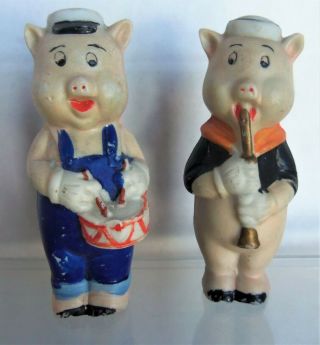 2 Walt Disney Vintage 3.  5 " Bisque Three Little Pigs 1930 