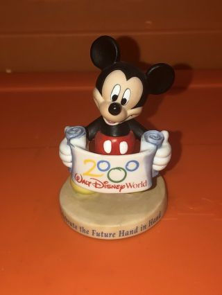 Vtg Walt Disney World 2000 Mickey Mouse Figurine Celebrate Future In Hand 4”