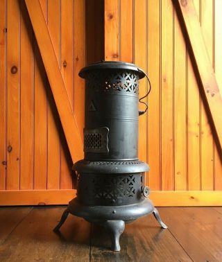 Vintage No.  525 Perfection Stove Kerosene Heater