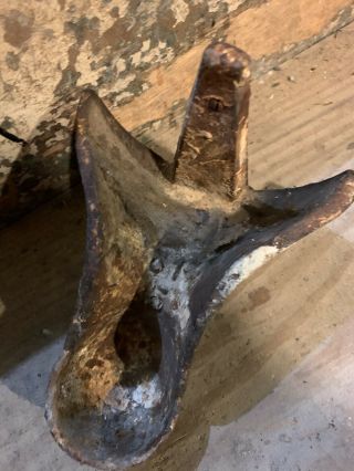 Antique Cast Iron Clawfoot Tub Foot Feet Single 2