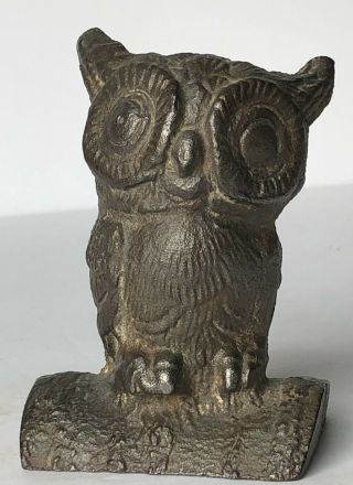 Antique Vintage Early 1900s Cast Iron 3 3/4” Owl Still Bank