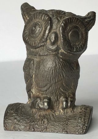 Antique Vintage Early 1900s Cast Iron 3 3/4” Owl Still Bank 2