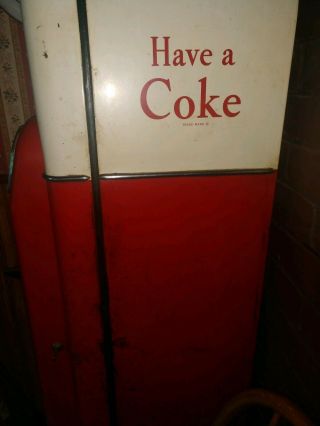Coca Cola (Coke) Machine - Vendo 44 ALL Worked Last Plugged In 3