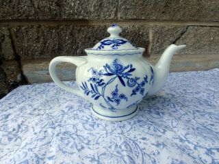 Vintage Blue Danube Japan Blue And White Onion Pattern Teapot Tea Pot W/ Lid 2