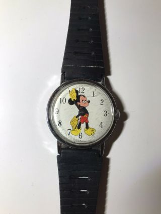 Vintage Walt Disney Production Wind Up Mickey Mouse Watch 1968