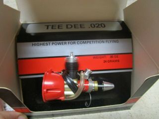 35 Vtg Cox PEE WEE.  020 High Power Competition Flying N.  O.  S Engine 2