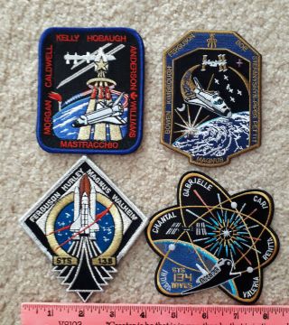 4 Nasa Space Shuttle Patches,  Missions Sts - 118,  126,  134 & 135