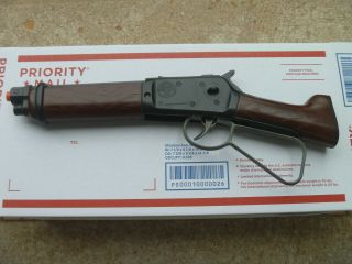 Vintage Cap Gun - 13 Inch Marx Official Wanted Dead Or Alive Mares Laig Rifle