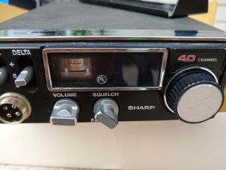 Vintage Sharp Cb Radio Cb - 2460 Classic 40 - Channel Radio Pre - Owned
