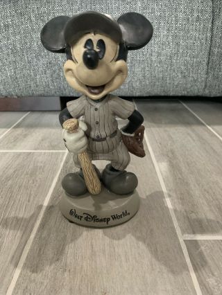Walt Disney World Mickey Mouse Baseball Player Bobble Head Retro Disneyland