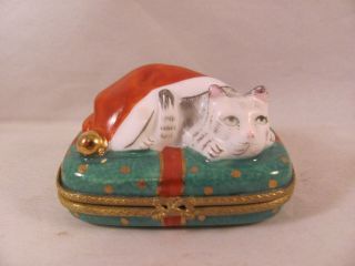 Vintage Limoges France Porcelain Trinket Box Cat Santa Hat Present Gift Artoria