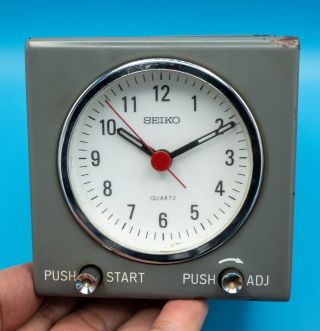 Seiko Qm - 501a Quartz Ships Chronometer Clock Not Running