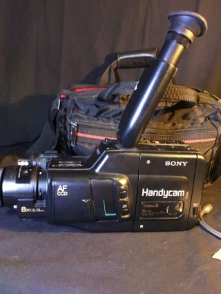Vintage SONY Video 8 Handycam CCD - F45 Camcorder w Case And Accessories 2
