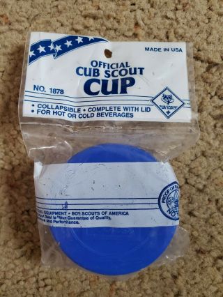 Vintage Official Bsa Boy/cub Scout Camping Collapsible Plastic Drink Cup