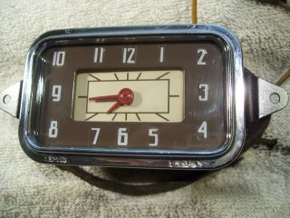 1939 Vintage Oldsmobile Electric Dash Clock In Good.