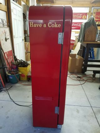 Coke Coca - Cola Machine Vendo 39 Fully Definite Survivor 2