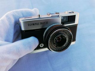 Vintage Olympus Trip 35 Point and Shoot 35mm Film Camera -. 3