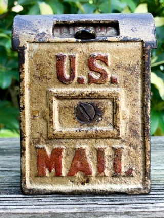 Vintage U.  S.  Mail Cast Iron Bank Bank 186