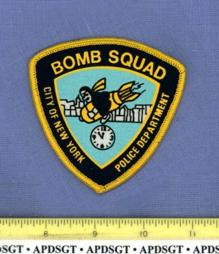 York City Bomb Squad (silk Screen 3.  5 " Size) Police Patch Winged Ordnance