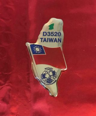 Rotary International Pin D - 3520 Taiwan