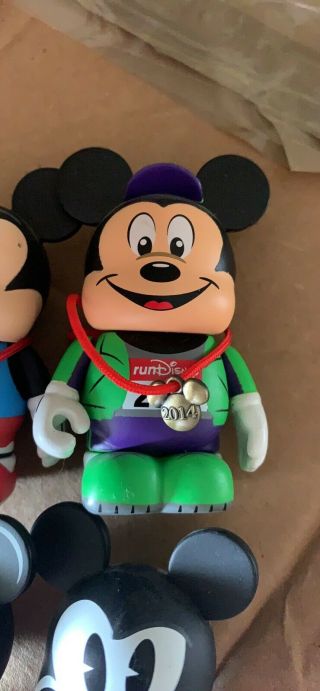 Run Disney 2013,  2014,  2015,  2016 Vinylmation Runner Mickey Mouse Figure 2