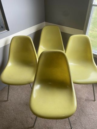Set Of 4 Vintage Yellow Herman Miller Eames Fiberglass Chairs