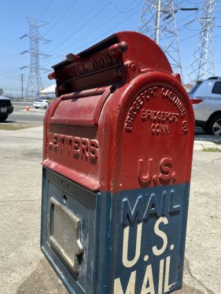 Us Cast Iron Vintage Mail Box