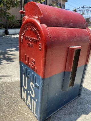 US Cast Iron Vintage Mail Box 3