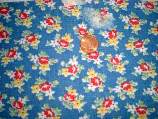 Small FLORAL on BLUE Vtg FEEDSACK Quilt Sewing DollClothes Craft Fabric 2