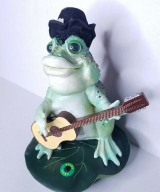 Vintage Dan Dee Mechanical Singing Frog Singing The Gambler Kenny Rogers