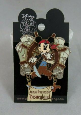 Disney Dlr Pin - Pirates Of The Caribbean Legend Of The Golden Pins Mickey Mouse