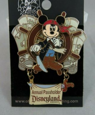 Disney DLR Pin - Pirates of the Caribbean Legend of the Golden Pins Mickey Mouse 2