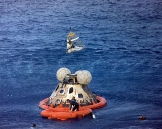 8x10 Photo: Apollo 13 Mission Astronauts In Raft After Splashdown - 1970