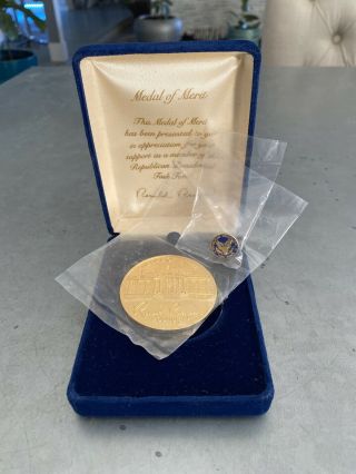 Ronald Reagan Medal Of Merit & Lapel Pin Republican Presidential Task Force Seal